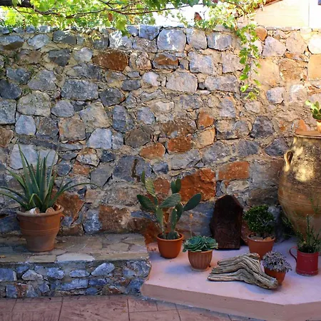 Anatoli Ferienhaus